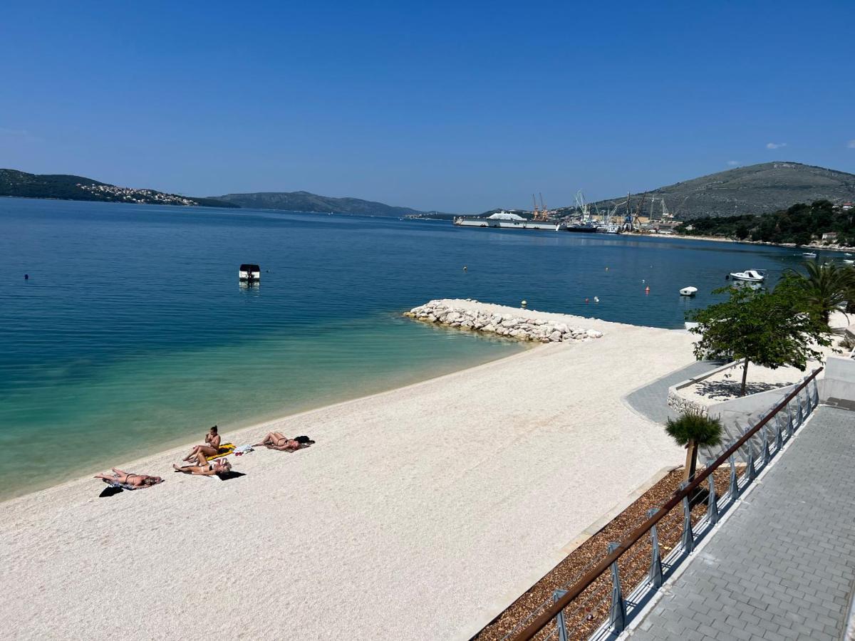 Apartments Villa Luxor Trogir Buitenkant foto