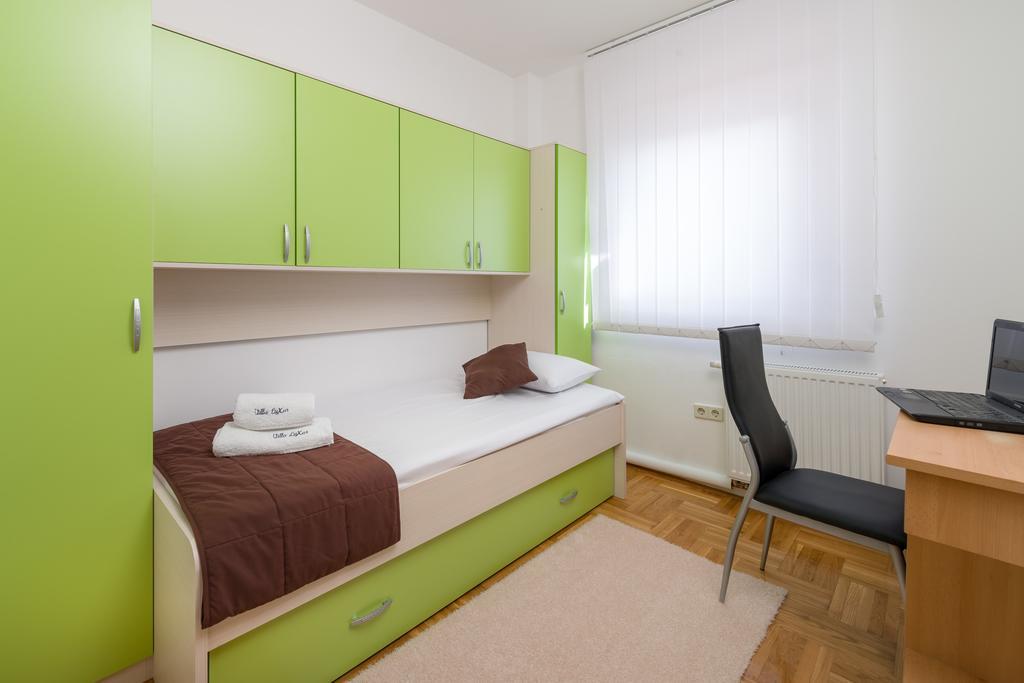 Apartments Villa Luxor Trogir Buitenkant foto