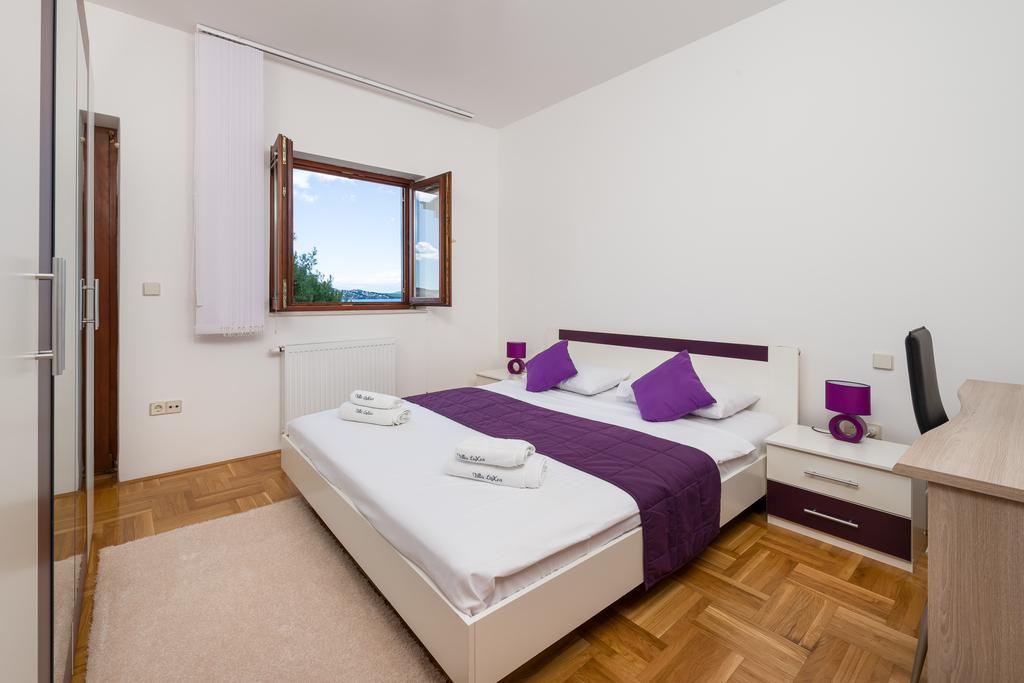 Apartments Villa Luxor Trogir Buitenkant foto
