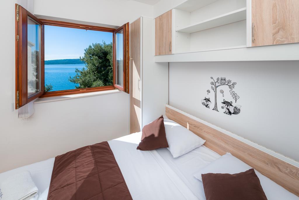Apartments Villa Luxor Trogir Buitenkant foto