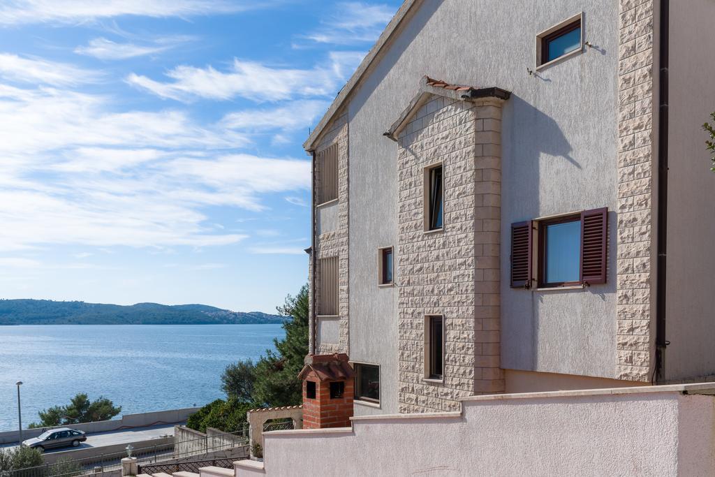 Apartments Villa Luxor Trogir Buitenkant foto